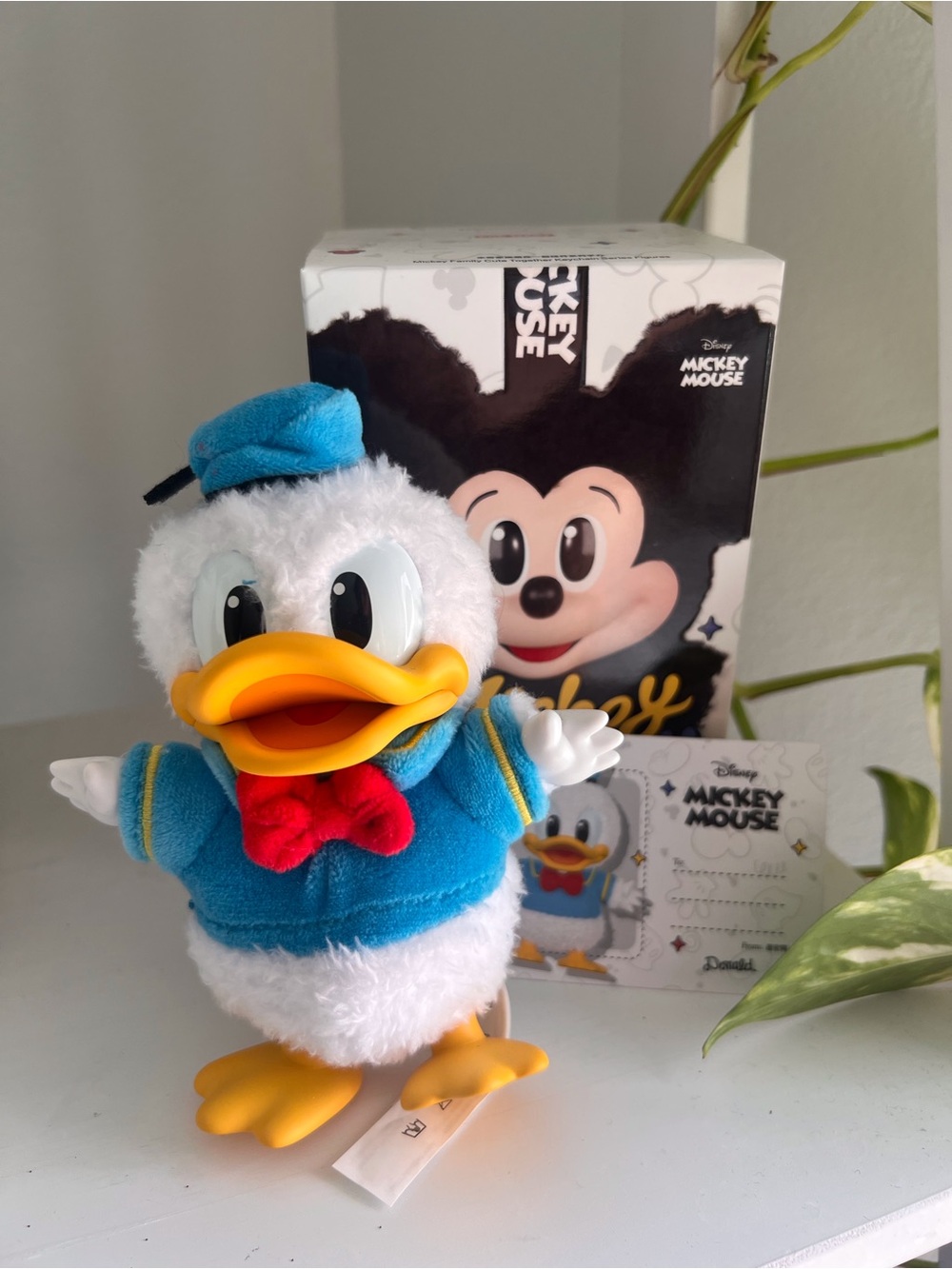 Pop Mart Mickey & Family Donald